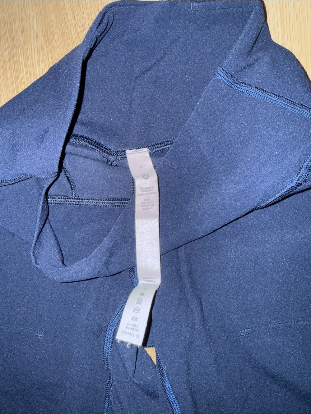 lululemon athletica Navy High-Rise Performance Leggings with pockets - Picture 6 of 7